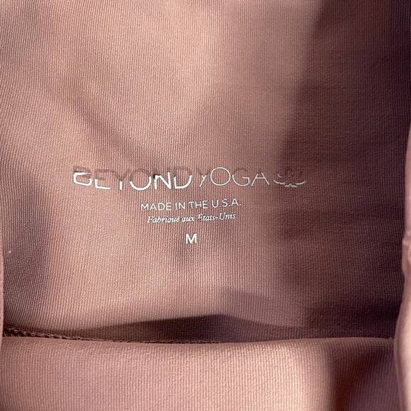 BEYOND YOGA Lost Your Marbles Pink Metallic Leggings Medium 7/8 - Picture 4 of 4